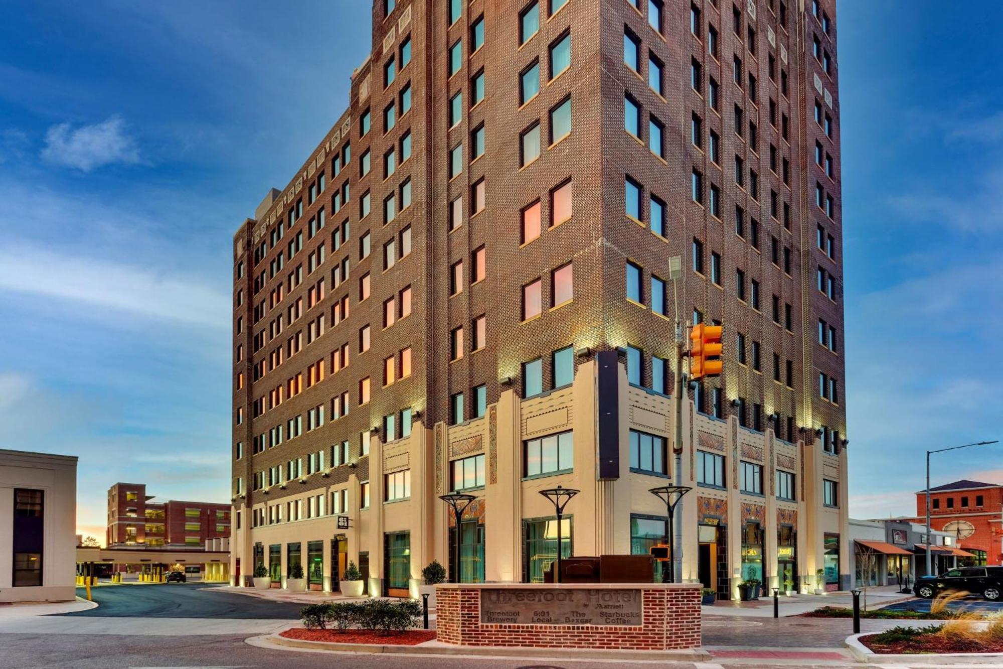 The Threefoot Hotel, Meridian, A Tribute Portfolio Hotel Extérieur photo